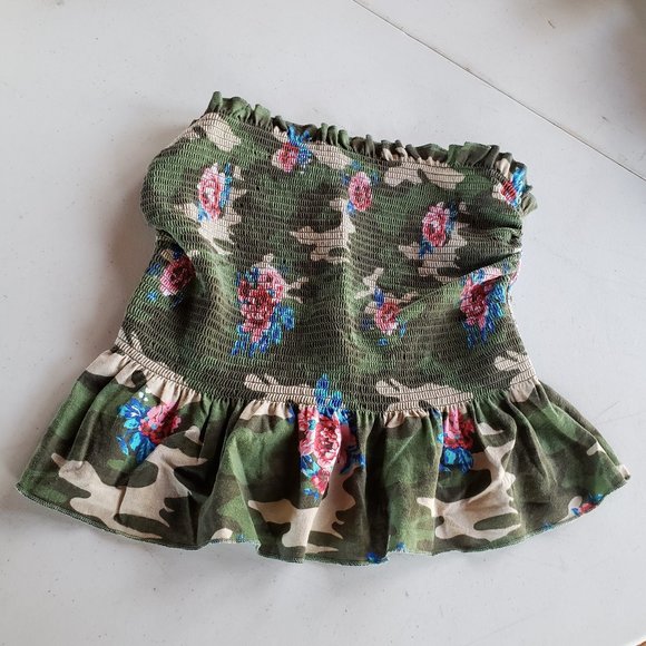 Cute Camo and Floral Tube Top Summer Vacation Size Small - Picture 1 of 5